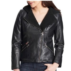 🖤❤️NWT ! Levi’s coat🖤❤️